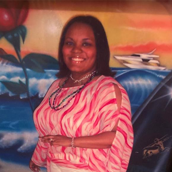 Profile Picture of Ivory Mays-mcclellan (@amaysingmom08) on Poshmark