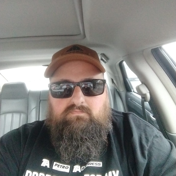 Profile Picture of Brian Mayo (@brianemayo) on Poshmark