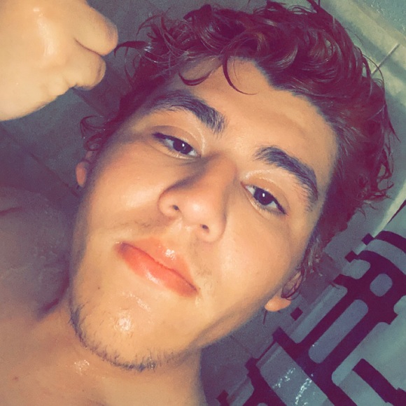Profile Picture of Pedro Cordova (@pedrocordova88) on Poshmark