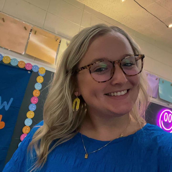 Profile Picture of Mrs. Swanson💍🪩 (@midwesteach_swanson) on Tiktok