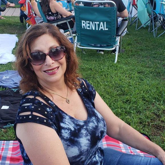 Profile Picture of Joan Cancelleri liebl (@jnlbl) on Poshmark