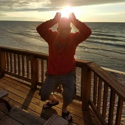 Profile Picture of Matthew W. Scoles (@muddyknolls) on Twitter