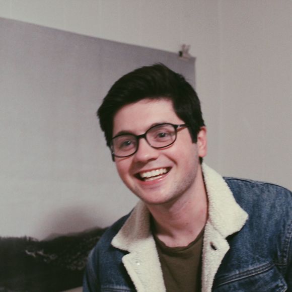 Profile Picture of Daniel Carr (@daniel1punch) on Poshmark