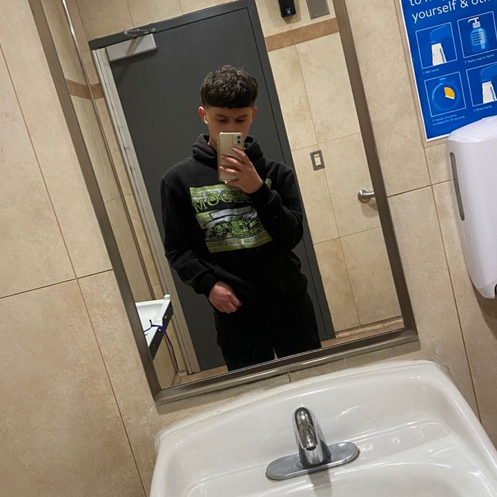 Profile Picture of Kenneth (@kennethpar13) on Tiktok