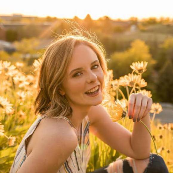 Profile Picture of Kelsey Newcomb (@kelseyn1220) on Poshmark