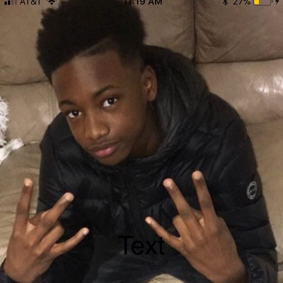 Profile Picture of Harry Hicks (@kvngharry12) on Poshmark