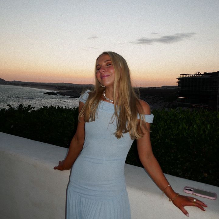 Profile Picture of Elizabeth Schell (@@elizabethschell22) on Tiktok