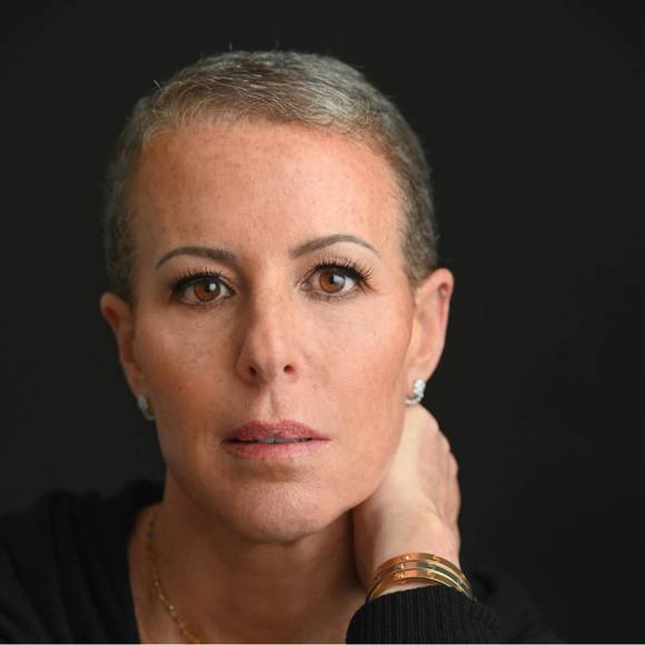 Profile Picture of Dara-lyn Shrager (@daralynshrager) on Poshmark