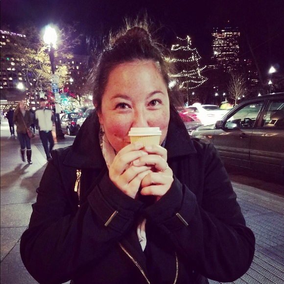 Profile Picture of Kimberly Azuma (@kmazuma1) on Poshmark