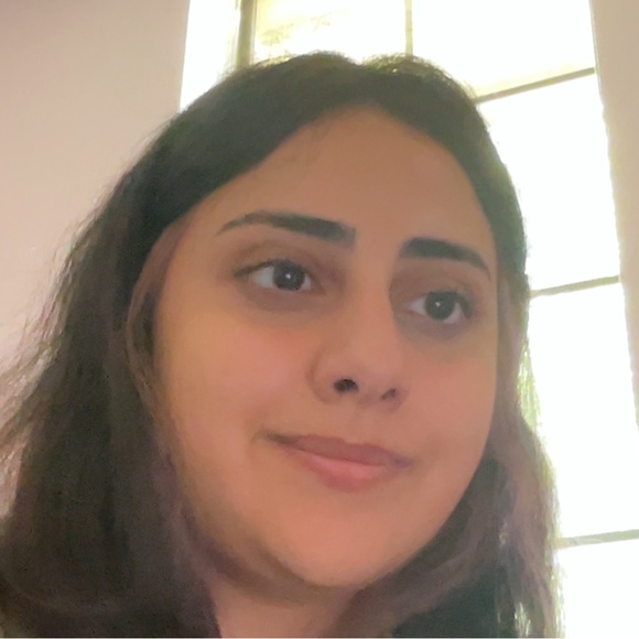 Profile Picture of Shiva Massali (@shivamassali) on Poshmark