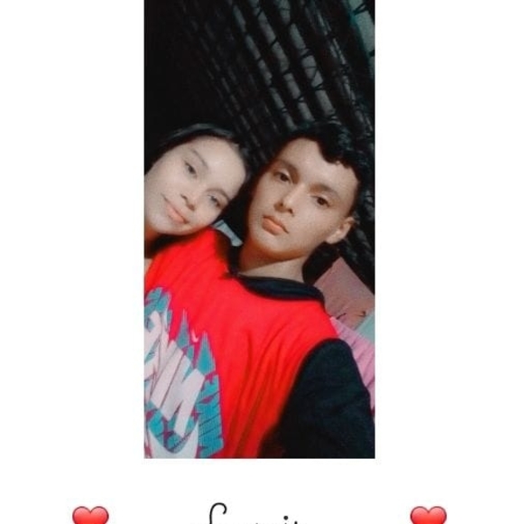 Profile Picture of Erik Santos (@rodriguezsona73) on Poshmark