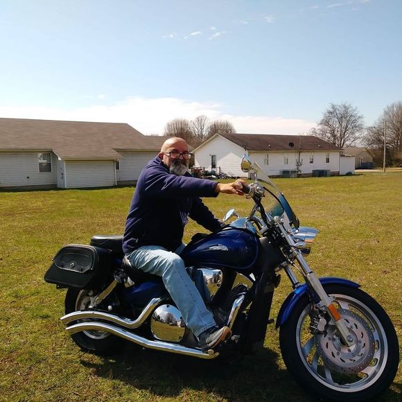 Profile Picture of Ron Mousavi (@mehranmousavi50) on Poshmark