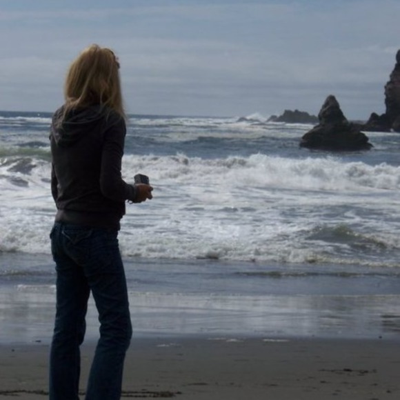 Profile Picture of Catherine Kamrath (@katzek) on Poshmark