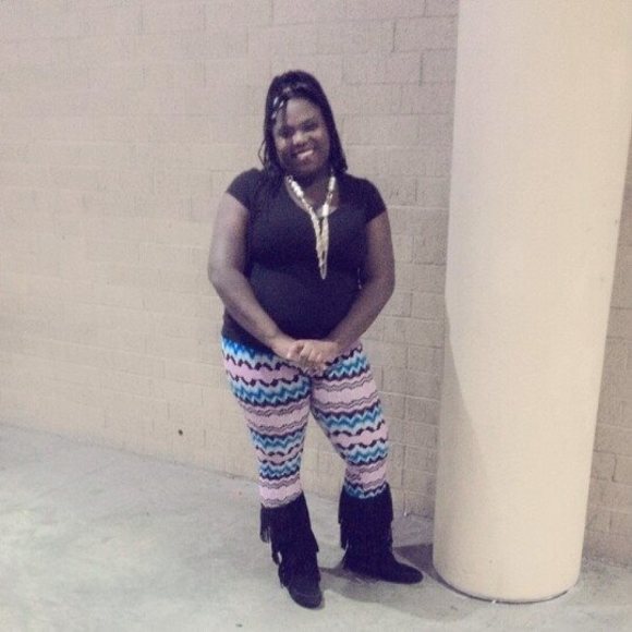 Profile Picture of Terrii Pointer (@terri_aliythia) on Poshmark