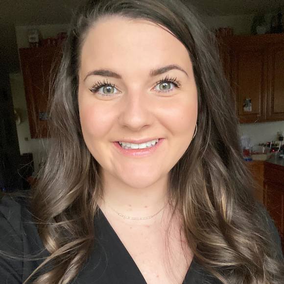 Profile Picture of Audrey Clair (@atc10703) on Poshmark