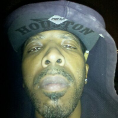 Profile Picture of Ervin Derrick Lewis (@Dow2k12) on Twitter