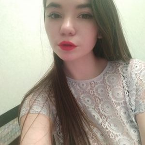 Profile Picture of Annabelle Kim (@Annabel14082752) on Twitter