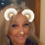 Profile Picture of April Lambert Maggio (@aprillambertmaggio) on Instagram
