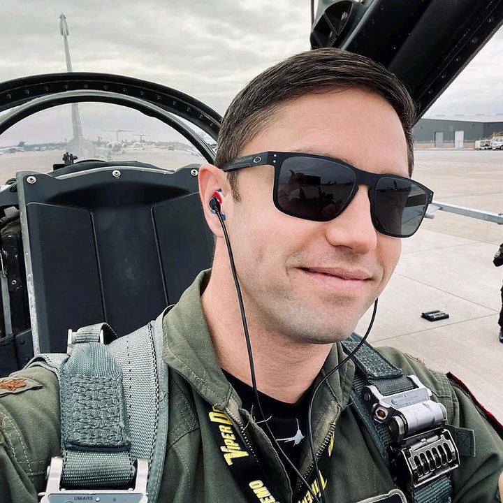 Profile Picture of Jason Igor (@jason.igor1) on Tiktok