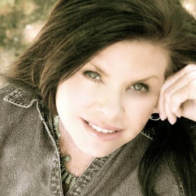 Lore' Brown Chalfant - Twitter Profile Picture of Lore' Brown Chalfant (@iamlore2) on Twitter