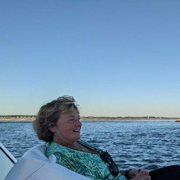 Profile Picture of Judy Meringer (@judymeringer) on Poshmark