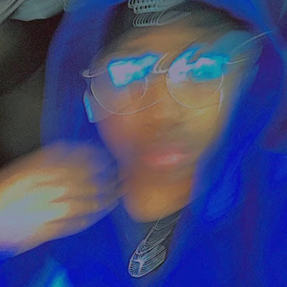 Profile Picture of Micah Price (@micahprice401) on Poshmark