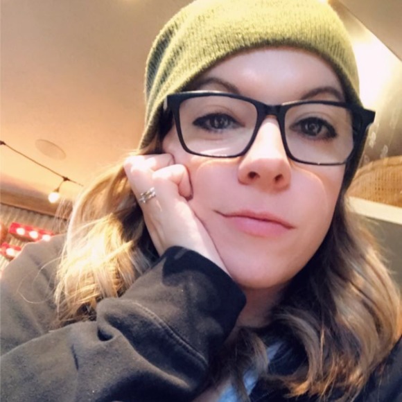 Profile Picture of Basia Thomas (@basiathomas6510) on Poshmark