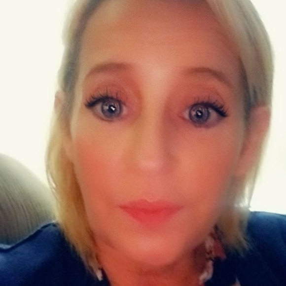 Profile Picture of Shawn Kuffler (@myhugs03) on Poshmark