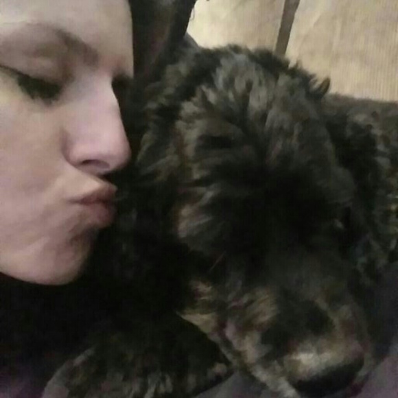 Profile Picture of Lindsay Polcer (@tusharksfan) on Poshmark