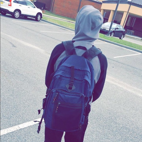 Profile Picture of David Ferrell (@david80924) on Poshmark