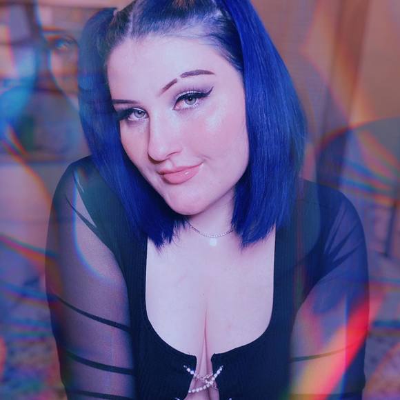 Profile Picture of Maria Pavolko (@mariapavolko) on Poshmark