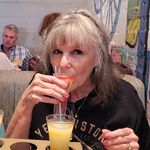 Profile Picture of monette roberts (@robertsmonette) on Instagram