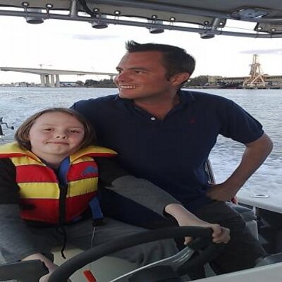 Profile Picture of Adam Fitzgibbon (@adamFarch) on Twitter