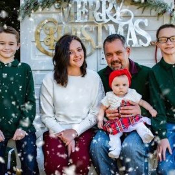 Profile Picture of Candice Brzeczka (@candice9247) on Poshmark