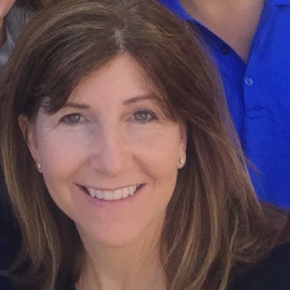 Profile Picture of Lee Diloreto (@nicnatno) on Poshmark