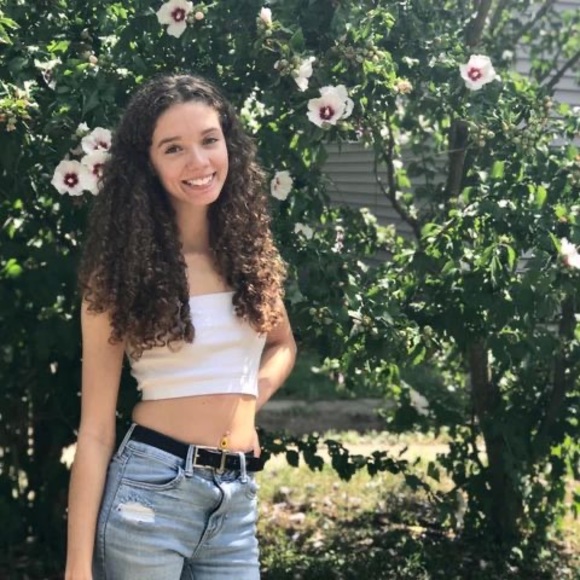 Profile Picture of Kylee Goodrich (@goodrichkylee3) on Poshmark