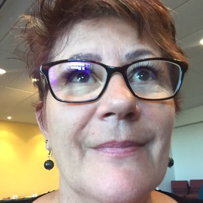 Profile Picture of Dianne Collier (@d1ann3c) on Twitter