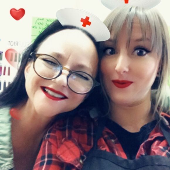 Profile Picture of Alex Flynn (@alexcflynn) on Poshmark