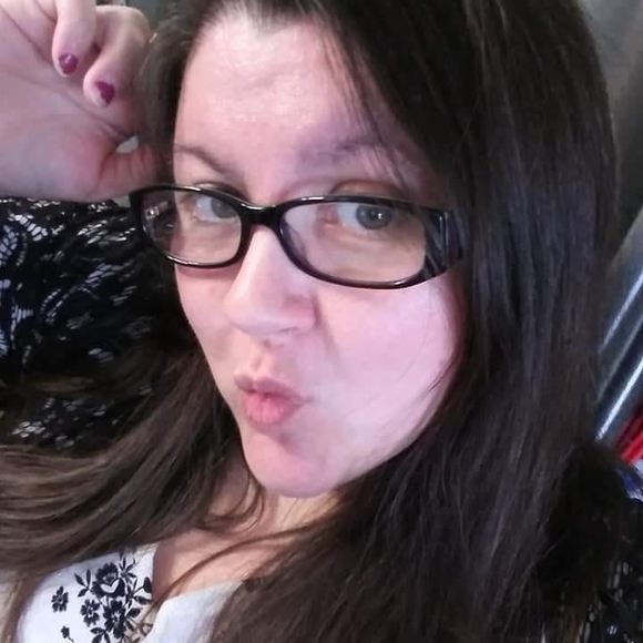 Profile Picture of Helenmaria Bakkass (@mkjdesigns) on Poshmark