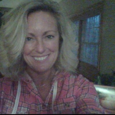 Profile Photo of Alicia R. Davidson (@AliciaRdavidson) on Twitter