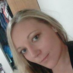 Profile Picture of Lacey Clayton (@lacelace09) on Twitter