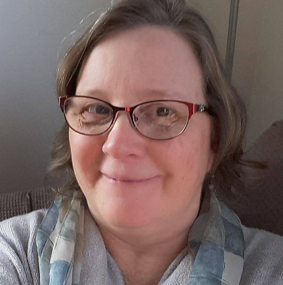 Profile Picture of Esther Clegg (@ecclegg) on Poshmark