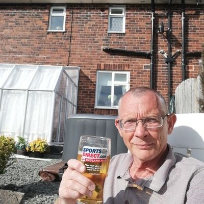 Profile Picture of Richard Milnes (@RichardMilnes3) on Twitter