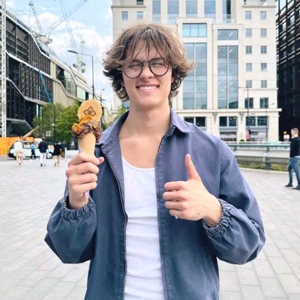 Profile Picture of David Kushner (@davidkushner2) on Tiktok
