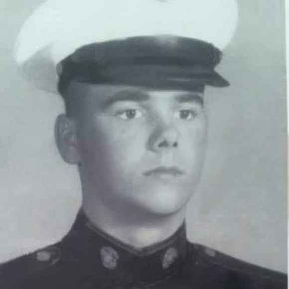 Profile Picture of Kenneth Willis (@devil07dog) on Poshmark