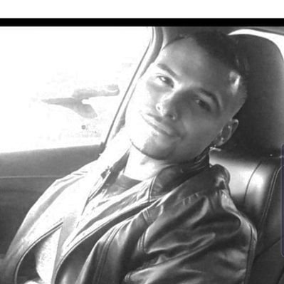 Profile Picture of John Pezzulo (@johnpezzulo) on Twitter