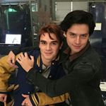 Profile Picture of riverdale family // 🇫🇷 (@_riverdale_andrews_jones) on Instagram