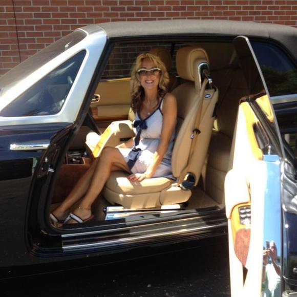 Profile Picture of Pamela Krammes (@oliver56) on Poshmark