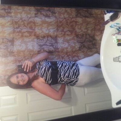 Profile Picture of Megan Archibald (@LuvLee_Megan) on Twitter