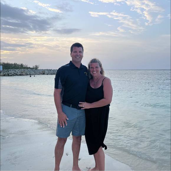 Profile Picture of Amy Vanalstine (@asodie05) on Poshmark